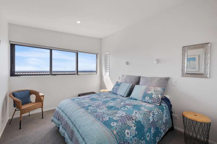 31 Taranga Road Langs Beach_29