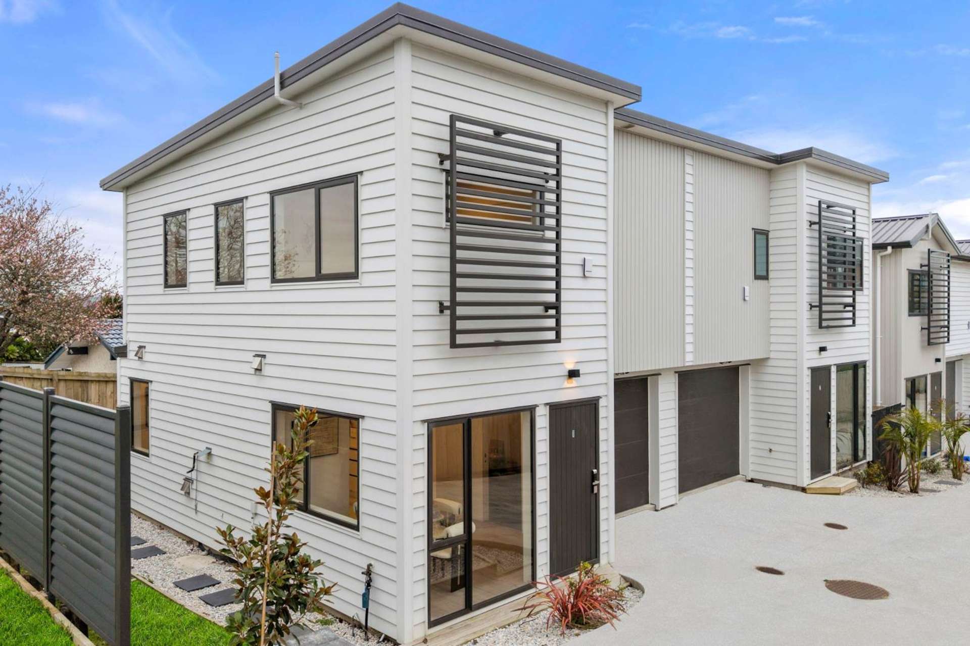 1-4/311 Albany Highway Rosedale_0