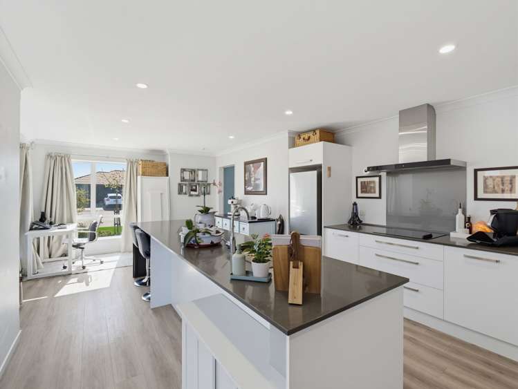 86 Ridgeway Avenue_5