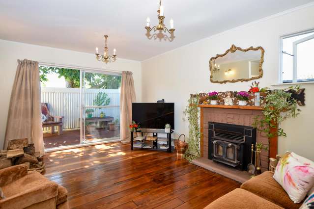 Surprisingly Spacious & Move-In Ready!
