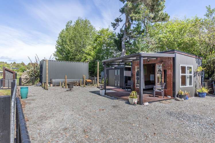 Pandora Avenue Camerons_10