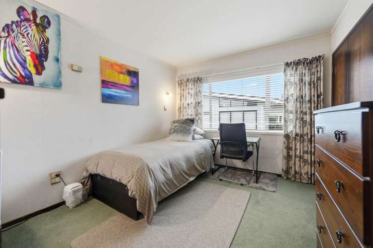 2 Lilian Place Farm Cove_16