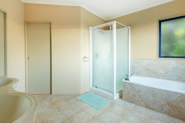 220a Waikite Road Welcome Bay_13