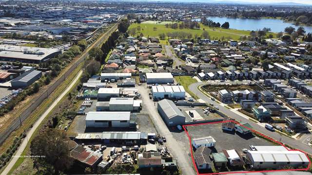 Versatile industrial space with yard