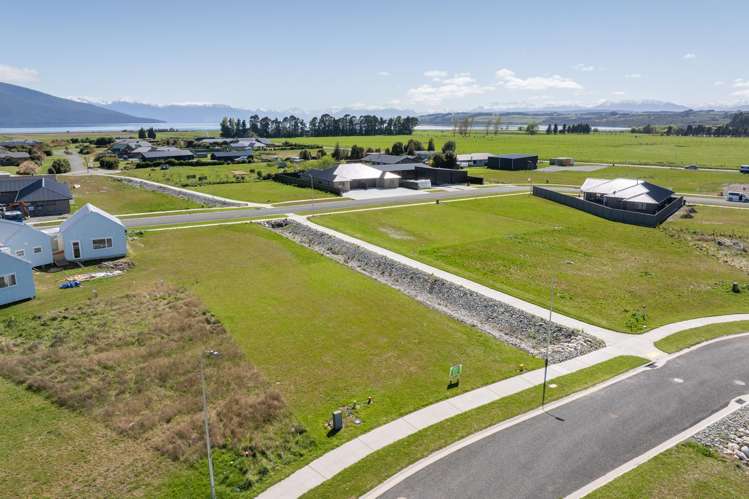 32 Te Kuaha Crescent Te Anau_5