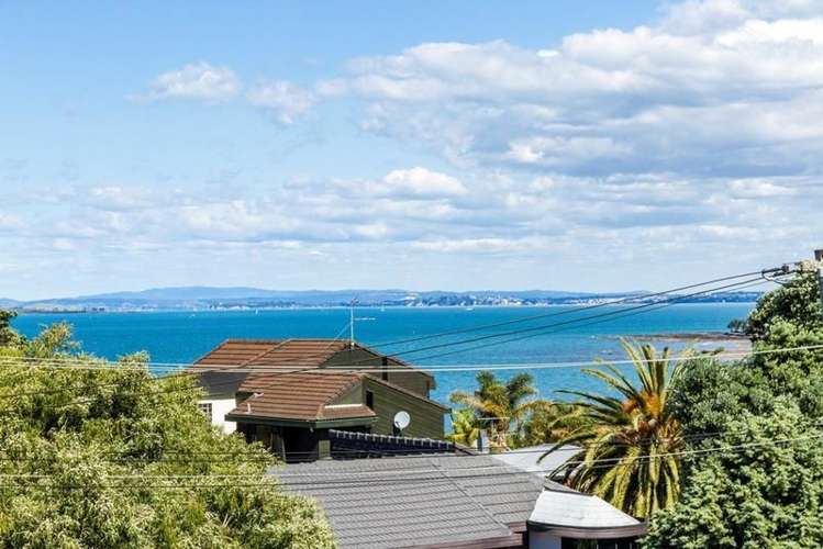 1/28 Beach Road Castor Bay_0