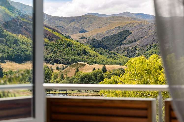 24 Ayrburn Ridge Arrowtown_11