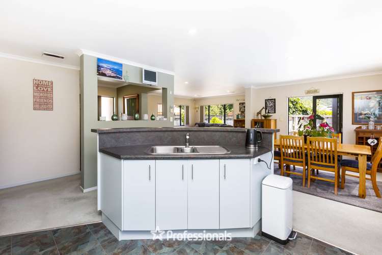 8 Carlow Grove Birchville_5