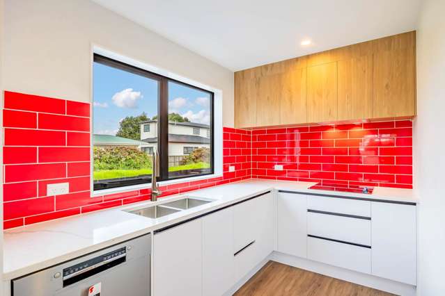 2/21 Peachgrove Road Te Atatu Peninsula_4