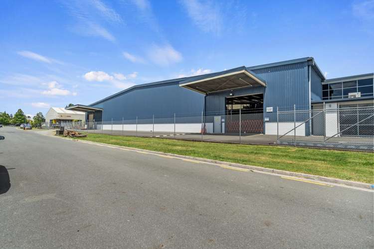 Part of 8 Mainstreet Place Te Rapa_1