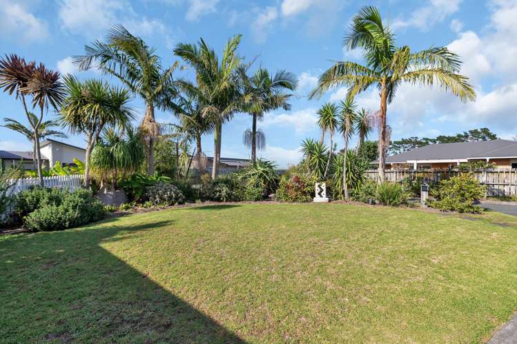 55 Pyle Road West One Tree Point_22