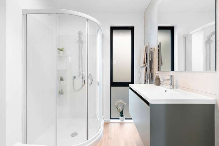 7 Tapley Close Halfway Bush_18