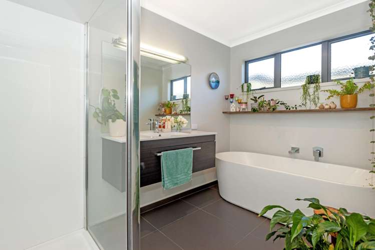 50 Sterling Park Lytton West_13