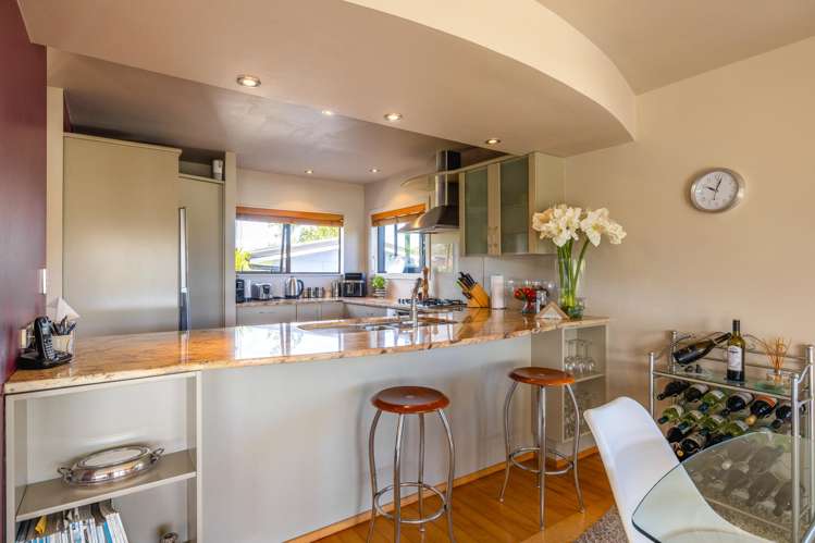 17 Shelly Beach Road Surfdale_4