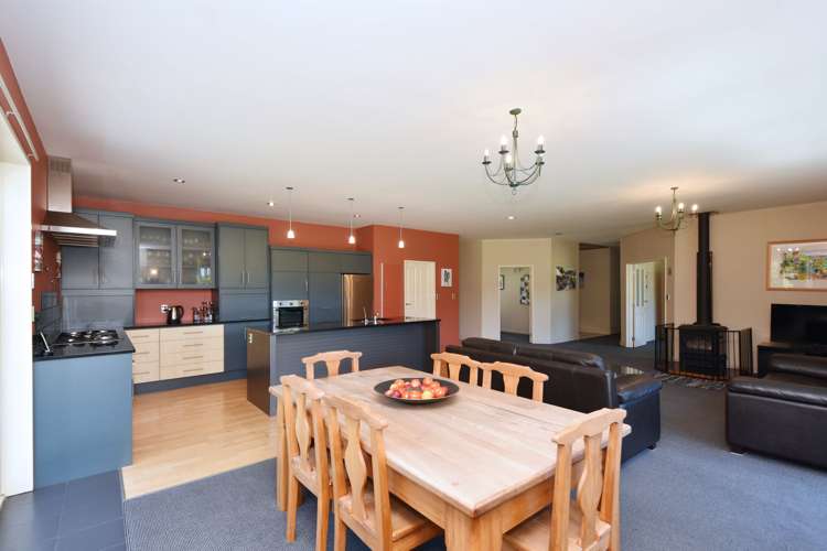 46 Raeburn Avenue Otatara_2