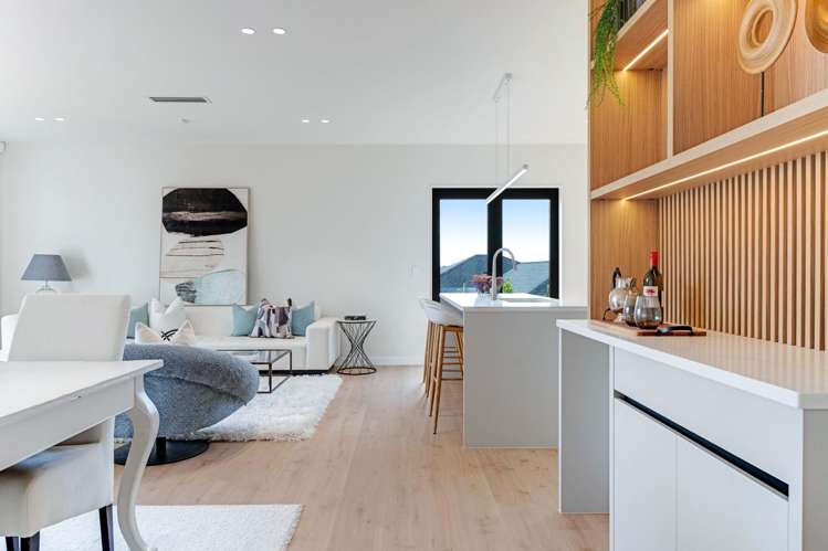8 Lambert Road_5