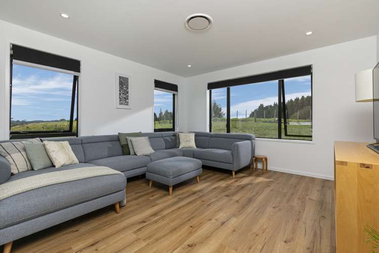 131 Bodhisattva Road Waitoki_14