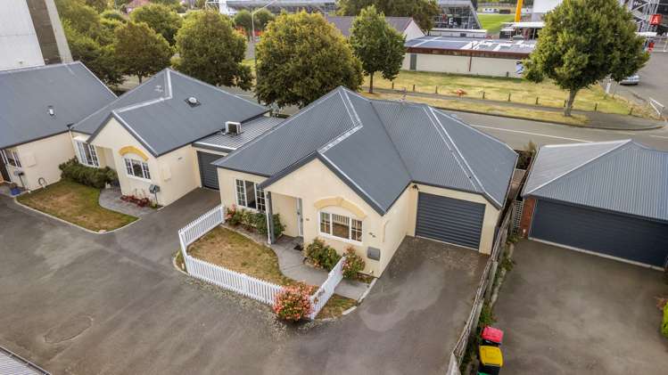 10/55 Parade Court Addington_9