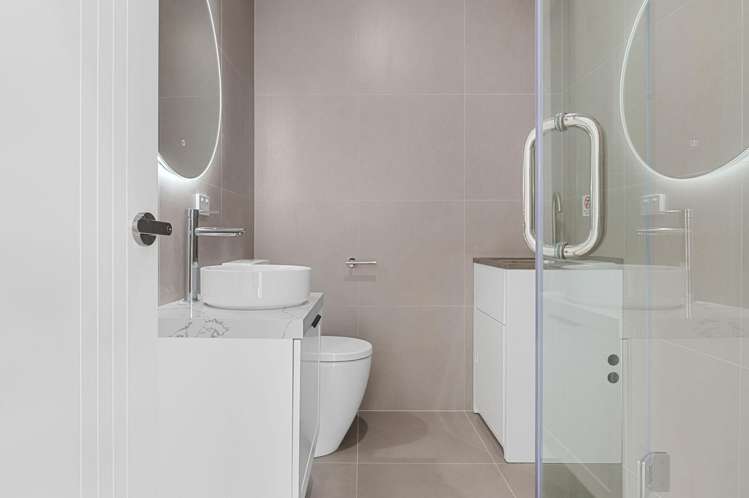 238 Baverstock Road Grandview Heights_25