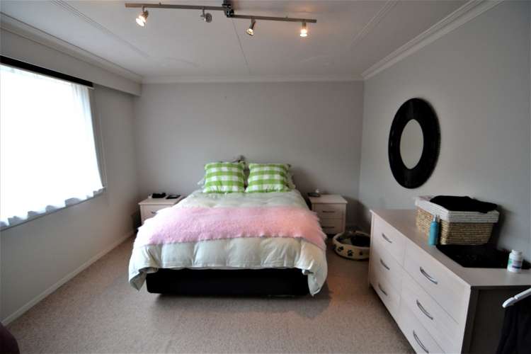 3 Valpy Street Saint Clair_7