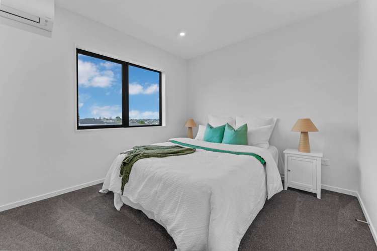 1-8, 21 Baird Street Howick_22