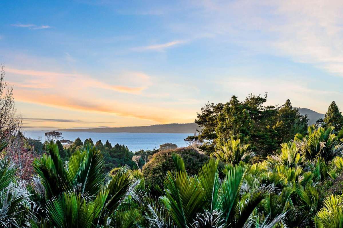 15 Fern Glen Road South_4