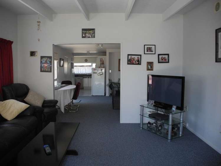 7 Old French Road Takamatua_3