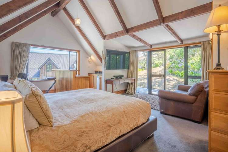 6890 Christchurch Akaroa Road Takamatua_59