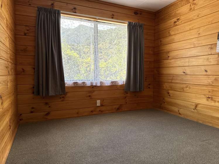 14 Kamahi Crescent Franz Josef_11