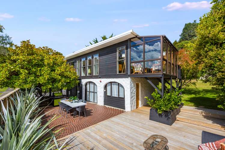 2 Pohue Grove Stokes Valley_36