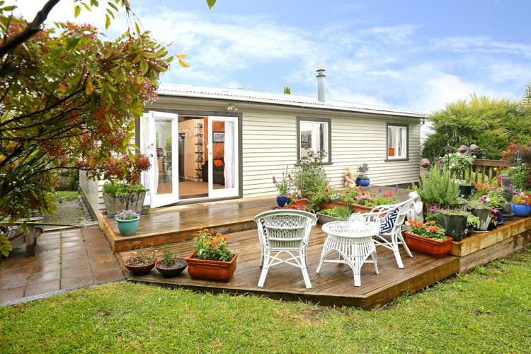 1/141 Edmonton Road Te Atatu South_0