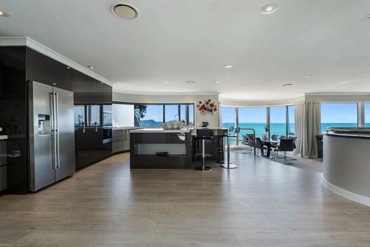 22 Marellen Drive Red Beach_6