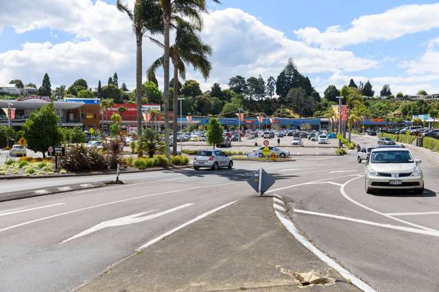 T16, 243 Fraser Street Tauranga South, Tauranga_3