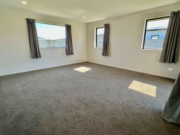 21A Strowan Avenue Elgin_14