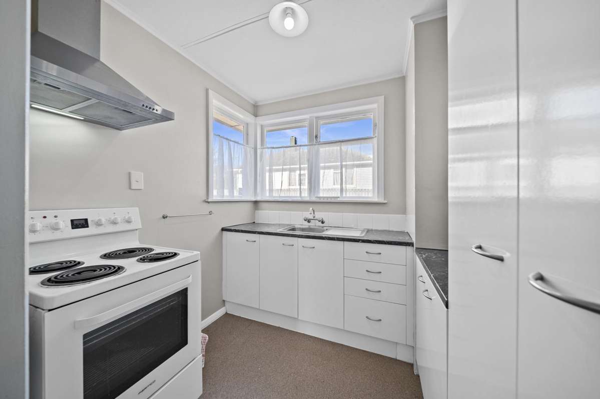 24 & 24a Larsen Street_5