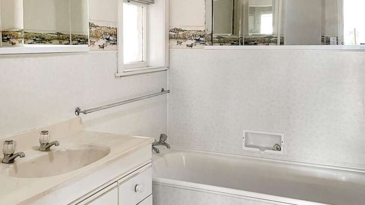 712 State Highway 27 Hauraki Surrounds_6