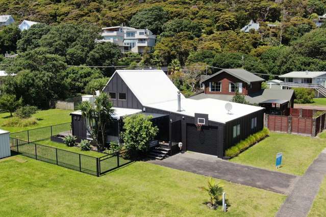 1 Mount Avenue Pauanui_3