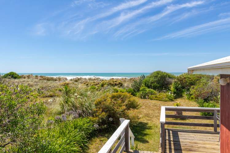 57 Blue Pacific Parade Riversdale Beach_11