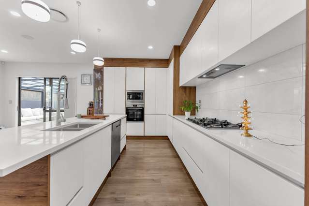 8 Arahanga Road Flat Bush_4