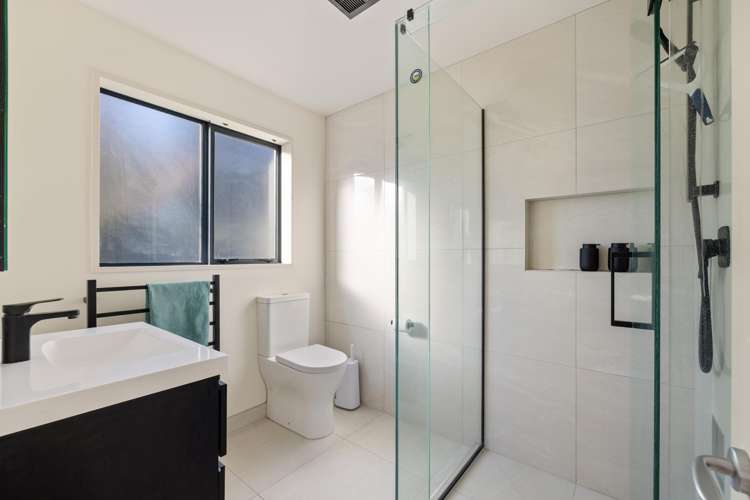 11 Cedar Place Amberley_16