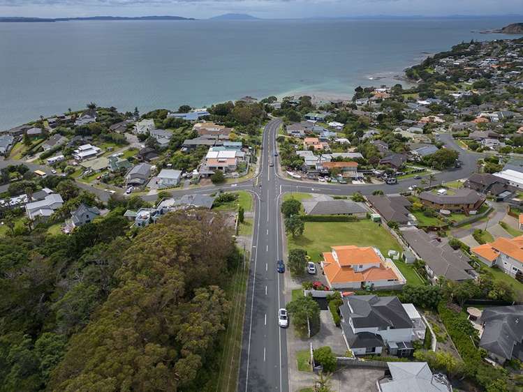 1211 Whangaparaoa Road Gulf Harbour_24