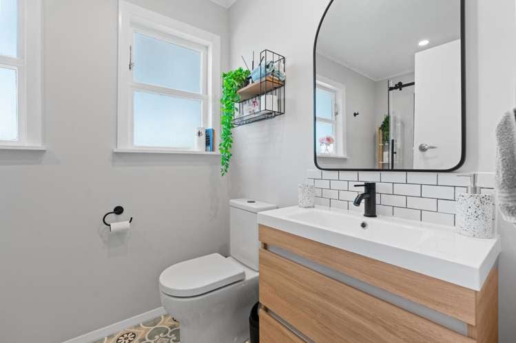 9 Yule Grove Greytown_18