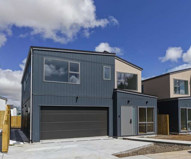 Rare 7-Bedroom Family Haven Near ACG - Space, Style & Exceptional Value