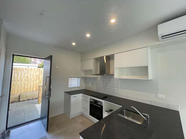 3/66 Neil Avenue Te Atatu Peninsula_2