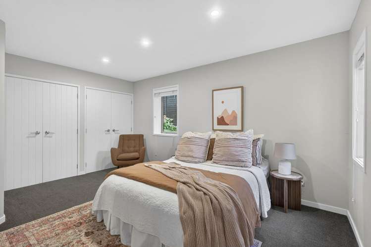 17 Mayfair Crescent Mairangi Bay_18