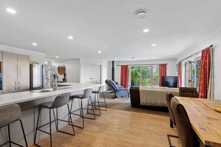 726 Old Coach Road Pongakawa_8