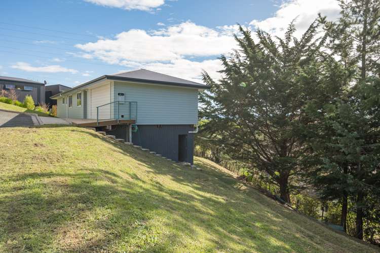 11 Woodford Lane Stoke_17