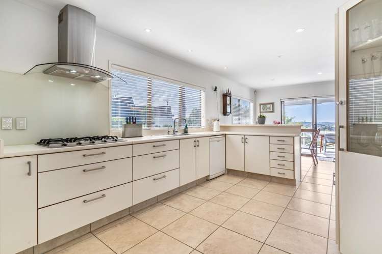 15 Flagstaff Place Massey_12