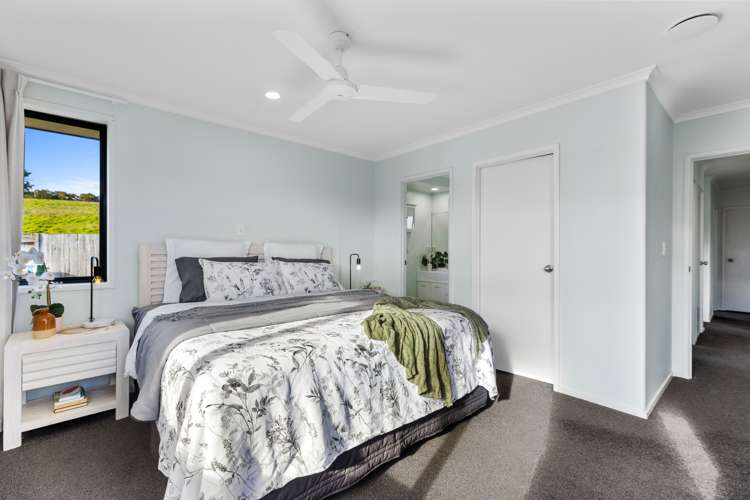 76 Sterling Gate Drive Bethlehem_14