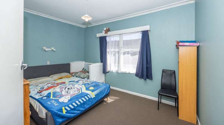 69 Lake Crescent Hamilton Lake_6